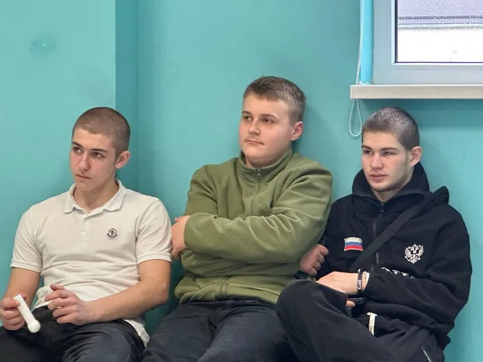 photo_5339455307932961908_w